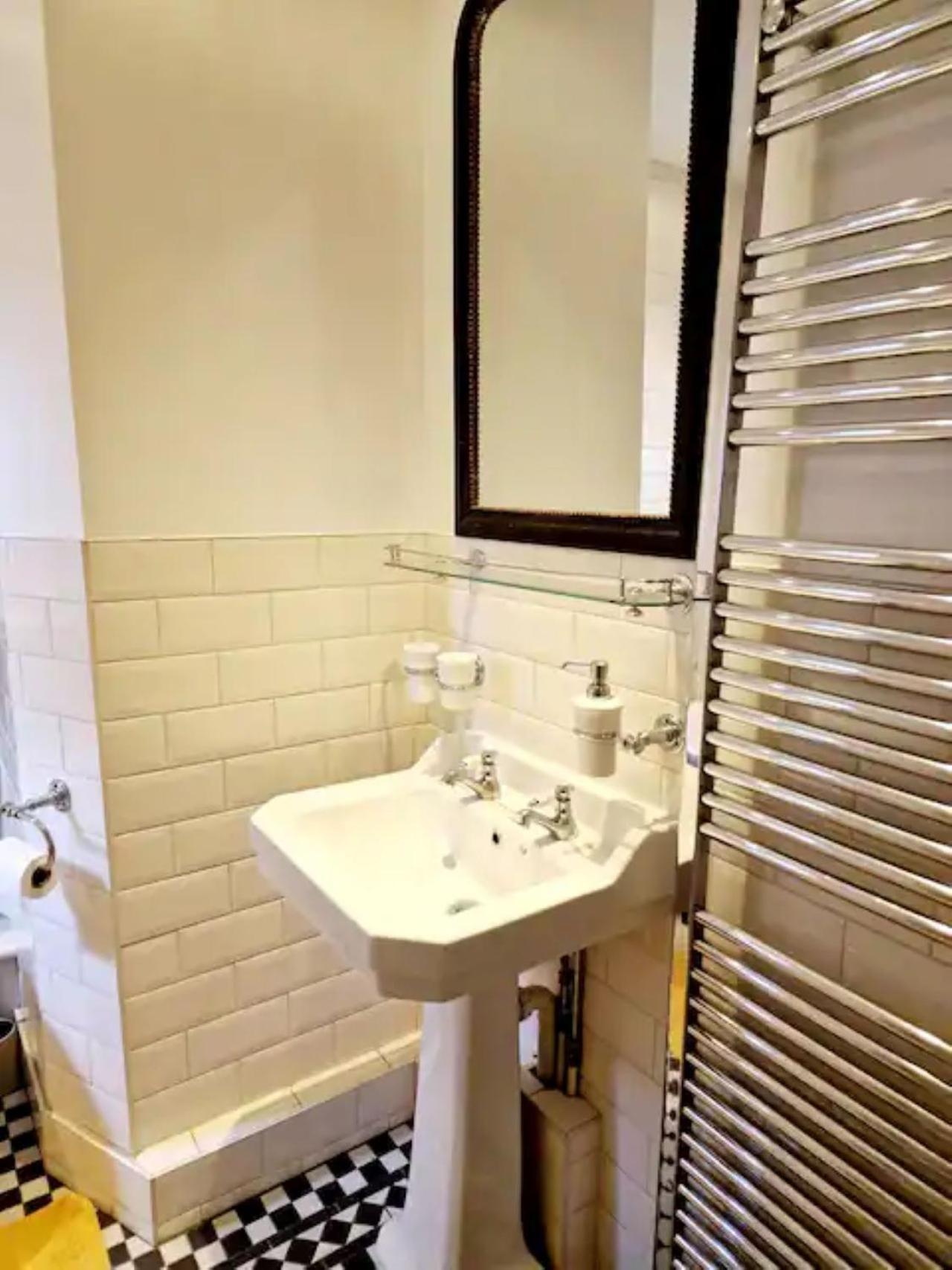 Holiday home Jackdaw Cottage-beautiful Cottage, Town Centre Wimborne Minster