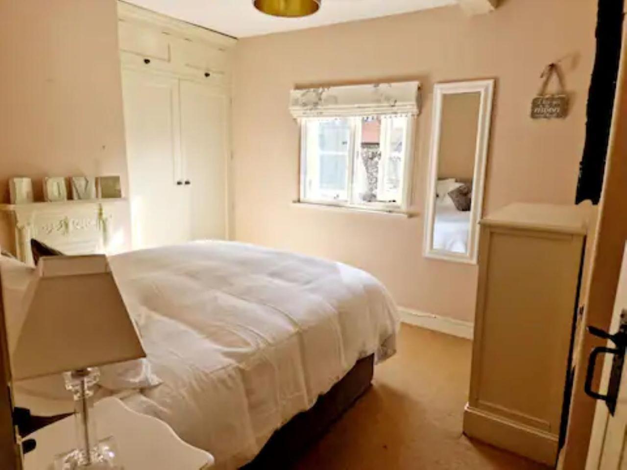 Jackdaw Cottage-beautiful Cottage, Town Centre