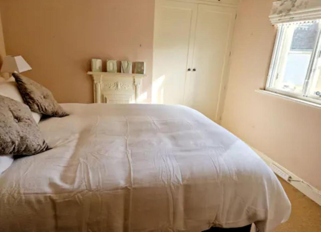 Jackdaw Cottage-beautiful Cottage, Town Centre Wimborne Minster